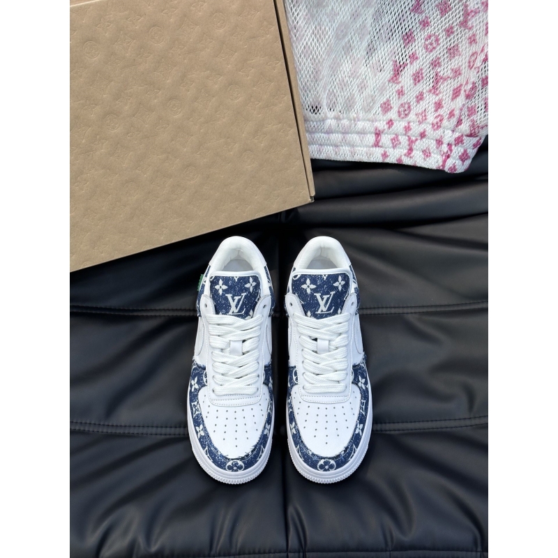 l**is V*t*n sneakers